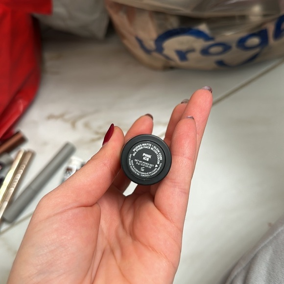 NUDESTIX
NUDIES Matte + Glow Core All Over Face Blush Color - Picture 3 of 5